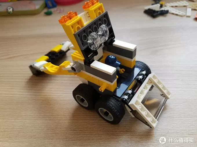 何以解忧,有我乐高 篇三:#晒单大赛#我们爱这个错—Lego 乐高 31046 高速跑车 三合一体验 何以解忧,有我乐高 篇三:#晒单大赛#我们爱这个错—Lego 乐高 31046 高速跑车 三合一体验