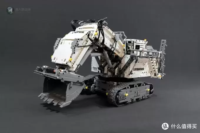 庞然巨物!乐高科技系列 42100 利勃海尔 R9800 庞然巨物!乐高科技系列 42100 利勃海尔 R9800