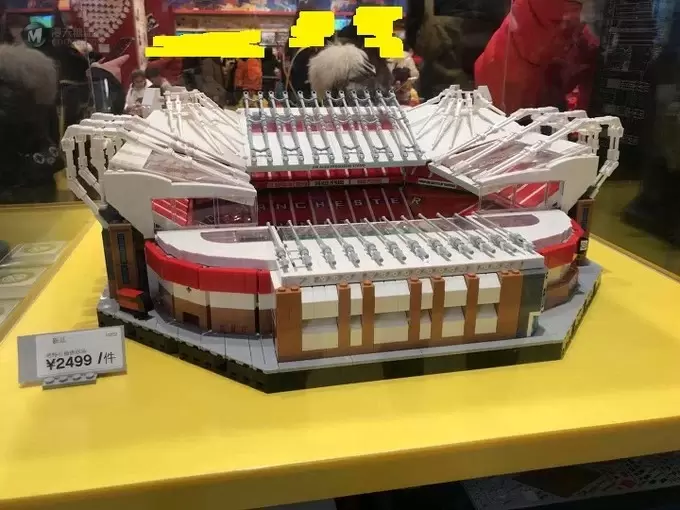 乐高迷和球迷的狂欢,老特拉福德球场限量套装买赠活动现场归来 乐高迷和球迷的狂欢,老特拉福德球场限量套装买赠活动现场归来