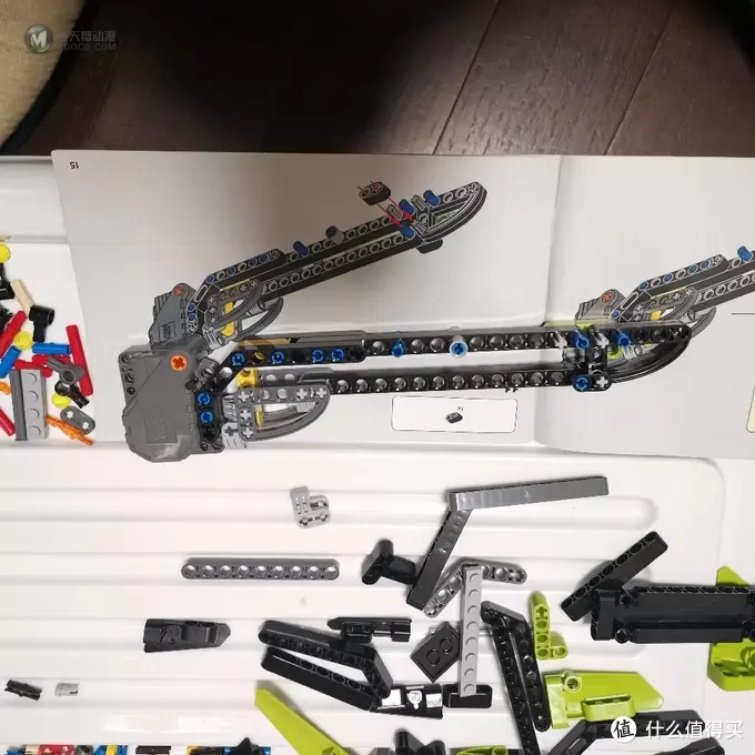 老杨的玩具仓库 篇九:老杨的玩具仓库 篇八:乐高机械组 二合一 42103 高速回力赛车 老杨的玩具仓库 篇九:老杨的玩具仓库 篇八:乐高机械组 二合一 42103 高速回力赛车