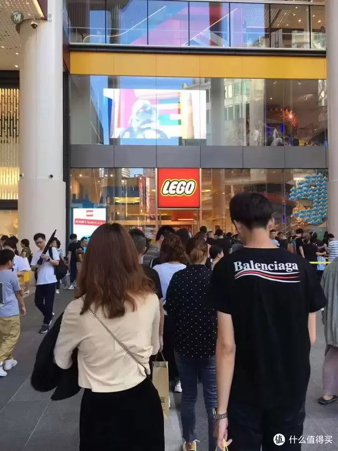 中国第二家乐高旗舰店探店记 & 乐高 60182 亲子野营房车拼搭分享 中国第二家乐高旗舰店探店记 & 乐高 60182 亲子野营房车拼搭分享