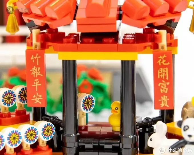 爆竹声中一起过年!乐高 80105 新春庙会 爆竹声中一起过年!乐高 80105 新春庙会