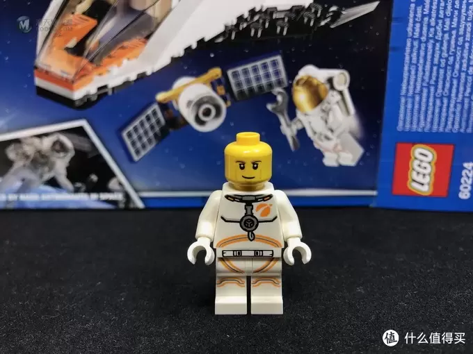 LEGO拼拼乐 篇三百零二:City城市系列 60224太空卫星任务 LEGO拼拼乐 篇三百零二:City城市系列 60224太空卫星任务