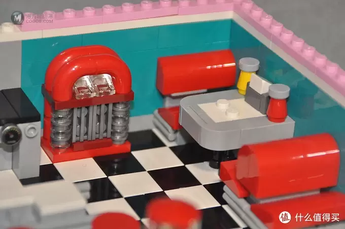 单反毁一生,LEGO穷三代 篇一百三十二:LEGO 乐高 街景 10260 Downtown Diner 美式怀旧餐厅 单反毁一生,LEGO穷三代 篇一百三十二:LEGO 乐高 街景 10260 Downtown Diner 美式怀旧餐厅