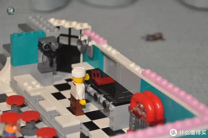 单反毁一生,LEGO穷三代 篇一百三十二:LEGO 乐高 街景 10260 Downtown Diner 美式怀旧餐厅 单反毁一生,LEGO穷三代 篇一百三十二:LEGO 乐高 街景 10260 Downtown Diner 美式怀旧餐厅