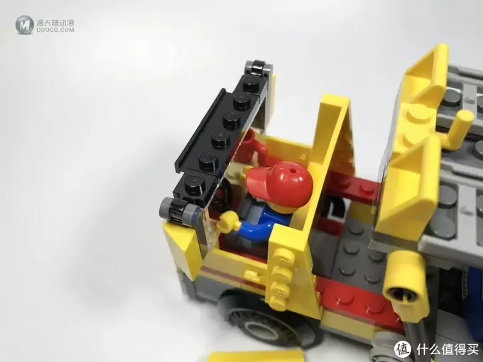 LEGO拼拼乐 篇二百八十八:LEGO 乐高 City 城市系列 60060 汽车运输车 LEGO拼拼乐 篇二百八十八:LEGO 乐高 City 城市系列 60060 汽车运输车