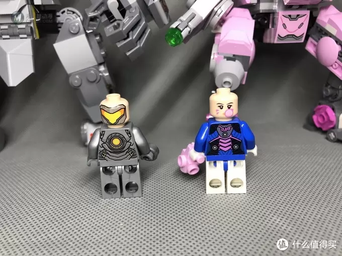618大采购 篇一:LEGO 乐高 守望先锋系列 75973 D.VA对战莱因哈特 618大采购 篇一:LEGO 乐高 守望先锋系列 75973 D.VA对战莱因哈特