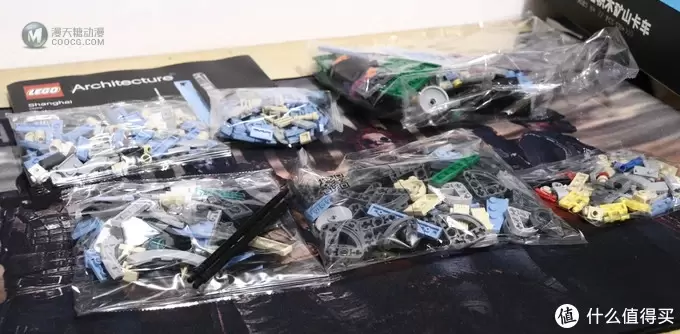 拼出城市记忆 Lego 乐高 建筑系列 21039 上海天际线 拼出城市记忆 Lego 乐高 建筑系列 21039 上海天际线