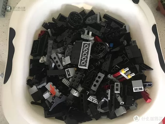 乐高Lego 篇一:入坑乐高LEGO—7784第一代蝙蝠车评测 乐高Lego 篇一:入坑乐高LEGO—7784第一代蝙蝠车评测