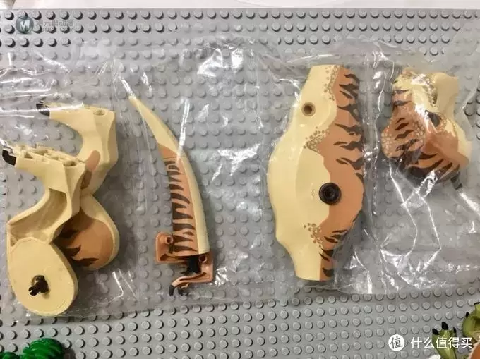 我的LEGO侏罗纪小世界—乐高侏罗纪世界系列恐龙配件晒单 我的LEGO侏罗纪小世界—乐高侏罗纪世界系列恐龙配件晒单