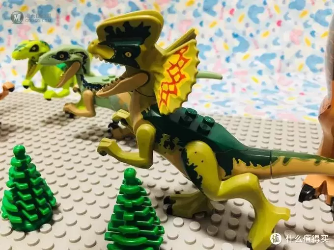 我的LEGO侏罗纪小世界—乐高侏罗纪世界系列恐龙配件晒单 我的LEGO侏罗纪小世界—乐高侏罗纪世界系列恐龙配件晒单