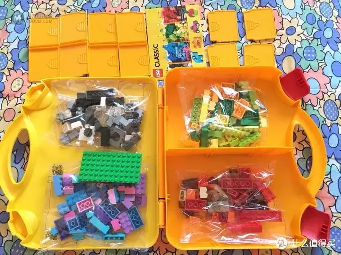 LEGO 乐高 10713 创意手提箱 晒物 LEGO 乐高 10713 创意手提箱 晒物