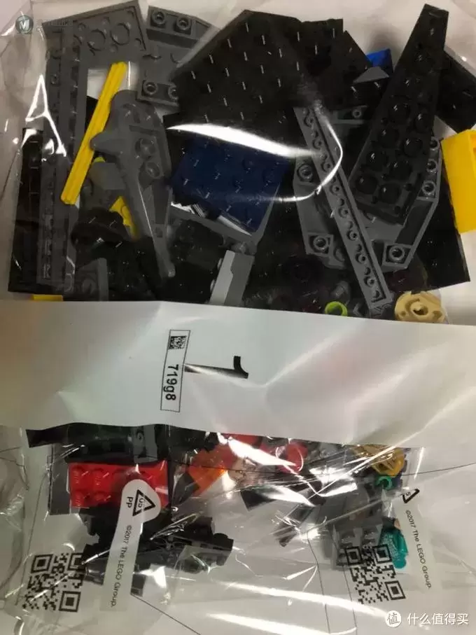 乐高 篇四:LEGO 乐高 76095 DC超级英雄 黑蝠鲼海底袭击 开箱 乐高 篇四:LEGO 乐高 76095 DC超级英雄 黑蝠鲼海底袭击 开箱
