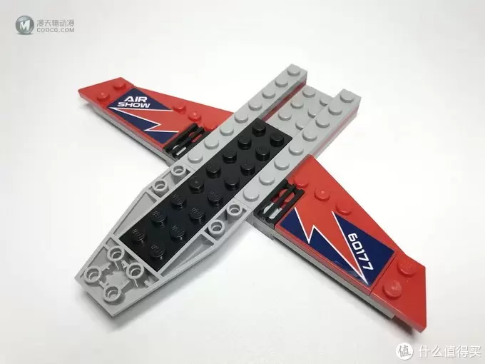 稍微丑了点:LEGO 乐高 60177 空中特技喷气机开箱 稍微丑了点:LEGO 乐高 60177 空中特技喷气机开箱