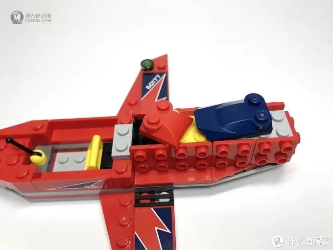 稍微丑了点:LEGO 乐高 60177 空中特技喷气机开箱 稍微丑了点:LEGO 乐高 60177 空中特技喷气机开箱