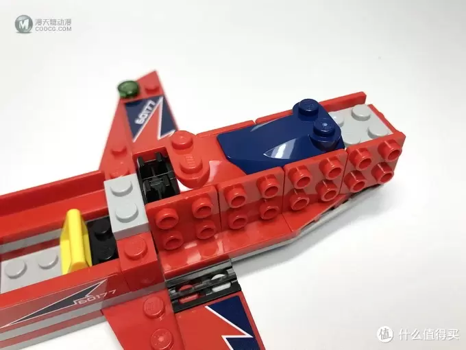 稍微丑了点:LEGO 乐高 60177 空中特技喷气机开箱 稍微丑了点:LEGO 乐高 60177 空中特技喷气机开箱