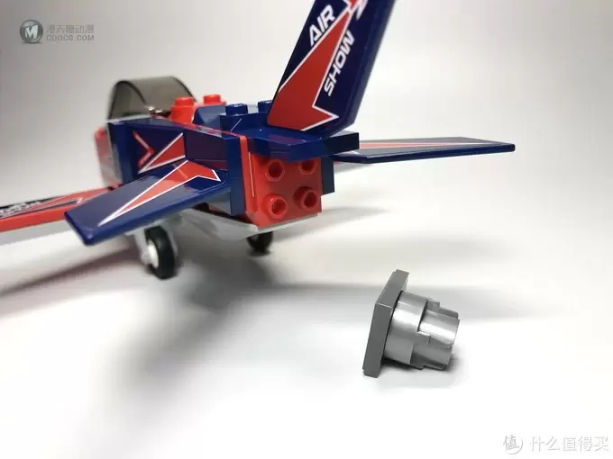 稍微丑了点:LEGO 乐高 60177 空中特技喷气机开箱 稍微丑了点:LEGO 乐高 60177 空中特技喷气机开箱