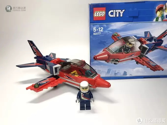 稍微丑了点:LEGO 乐高 60177 空中特技喷气机开箱 稍微丑了点:LEGO 乐高 60177 空中特技喷气机开箱