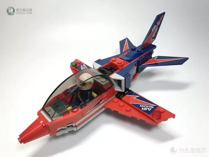 稍微丑了点:LEGO 乐高 60177 空中特技喷气机开箱 稍微丑了点:LEGO 乐高 60177 空中特技喷气机开箱