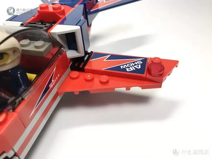 稍微丑了点:LEGO 乐高 60177 空中特技喷气机开箱 稍微丑了点:LEGO 乐高 60177 空中特技喷气机开箱