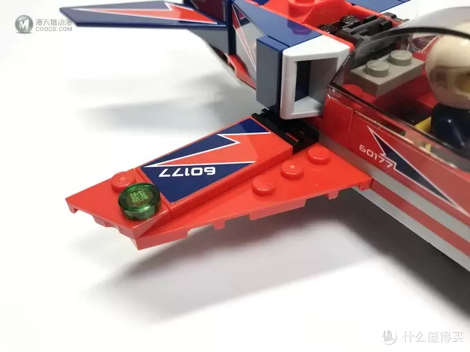 稍微丑了点:LEGO 乐高 60177 空中特技喷气机开箱 稍微丑了点:LEGO 乐高 60177 空中特技喷气机开箱