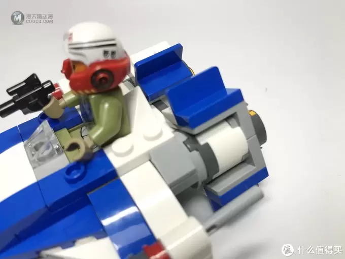 买人仔送载具:LEGO 乐高 迷你战队 75196 A翼战机对战TIE静默者 买人仔送载具:LEGO 乐高 迷你战队 75196 A翼战机对战TIE静默者