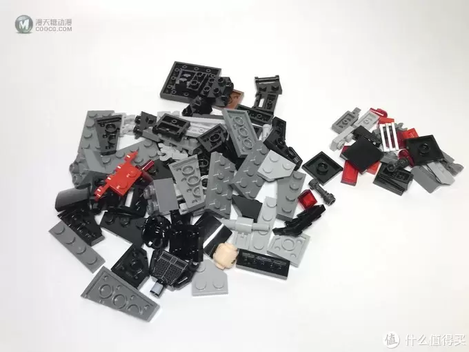 买人仔送载具:LEGO 乐高 迷你战队 75196 A翼战机对战TIE静默者 买人仔送载具:LEGO 乐高 迷你战队 75196 A翼战机对战TIE静默者