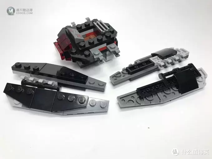 买人仔送载具:LEGO 乐高 迷你战队 75196 A翼战机对战TIE静默者 买人仔送载具:LEGO 乐高 迷你战队 75196 A翼战机对战TIE静默者