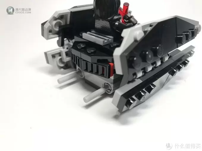 买人仔送载具:LEGO 乐高 迷你战队 75196 A翼战机对战TIE静默者 买人仔送载具:LEGO 乐高 迷你战队 75196 A翼战机对战TIE静默者