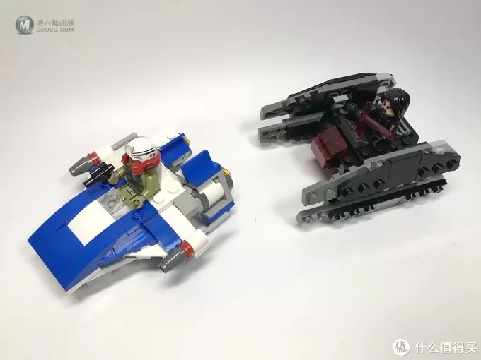 买人仔送载具:LEGO 乐高 迷你战队 75196 A翼战机对战TIE静默者 买人仔送载具:LEGO 乐高 迷你战队 75196 A翼战机对战TIE静默者