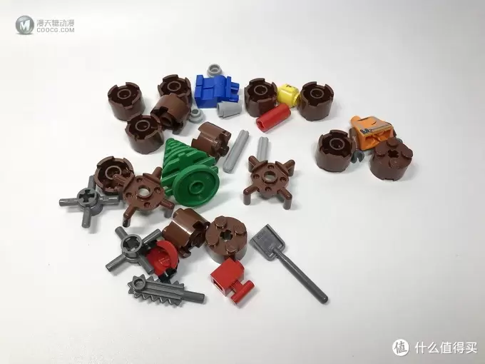 玩法多样:LEGO 乐高 城市系列 60181 林业工程车 玩法多样:LEGO 乐高 城市系列 60181 林业工程车