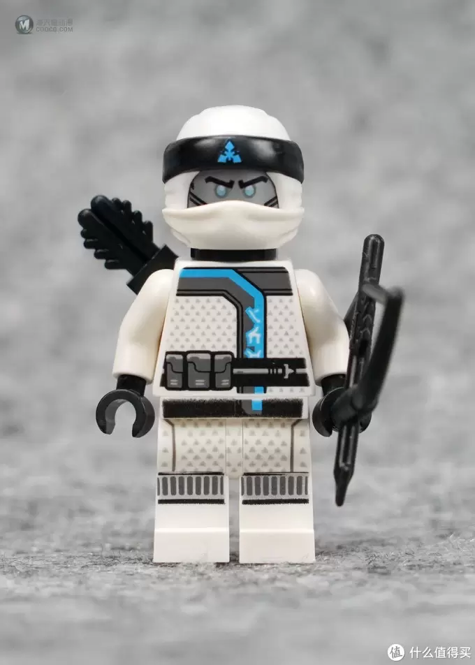忍者版Tron: Legacy?LEGO 乐高 幻影忍者 Ninjago 巨轮摩托车追击战 70639 忍者版Tron: Legacy?LEGO 乐高 幻影忍者 Ninjago 巨轮摩托车追击战 70639