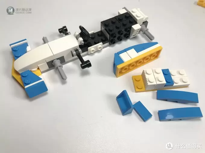 LEGO 乐高 创意百变组 31072 雷霆赛车开箱 LEGO 乐高 创意百变组 31072 雷霆赛车开箱
