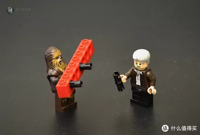LEGO 乐高 75192 千年隼晒单附带支架展示 LEGO 乐高 75192 千年隼晒单附带支架展示