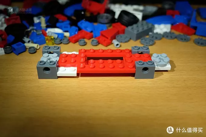 福特 GT V.S. 福特 GT40—LEGO 乐高 超级赛车系列 75881 开箱 福特 GT V.S. 福特 GT40—LEGO 乐高 超级赛车系列 75881 开箱