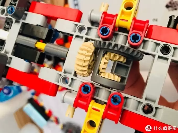 有趣的非旗舰—LEGO 乐高 42068 机场救援车拼装记录(含电机加装) 有趣的非旗舰—LEGO 乐高 42068 机场救援车拼装记录(含电机加装)