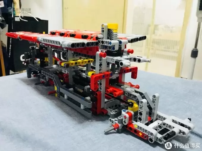有趣的非旗舰—LEGO 乐高 42068 机场救援车拼装记录(含电机加装) 有趣的非旗舰—LEGO 乐高 42068 机场救援车拼装记录(含电机加装)