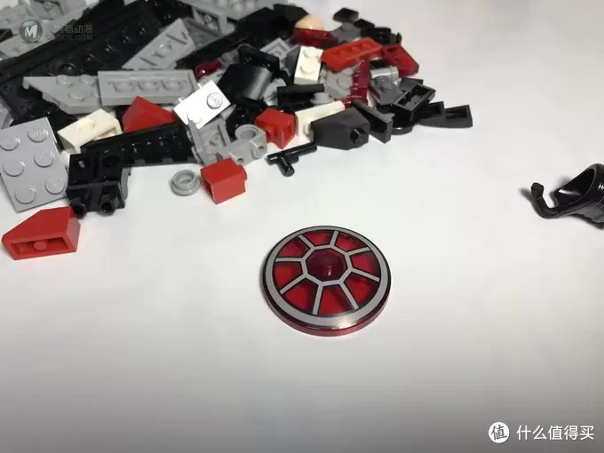 LEGO 乐高 迷你战队系列 75194 第一秩序TIE钛战机 LEGO 乐高 迷你战队系列 75194 第一秩序TIE钛战机