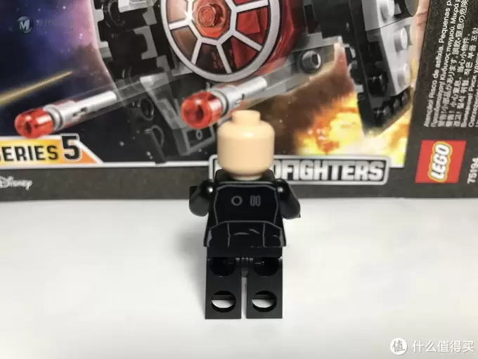 LEGO 乐高 迷你战队系列 75194 第一秩序TIE钛战机 LEGO 乐高 迷你战队系列 75194 第一秩序TIE钛战机
