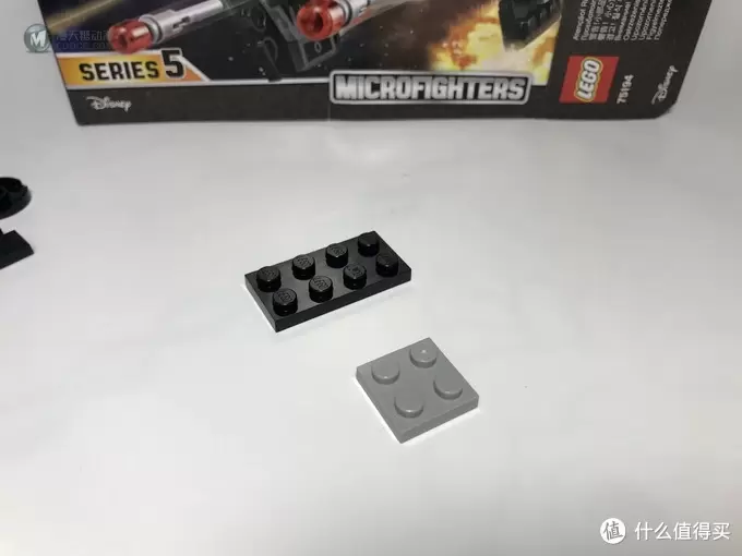 LEGO 乐高 迷你战队系列 75194 第一秩序TIE钛战机 LEGO 乐高 迷你战队系列 75194 第一秩序TIE钛战机