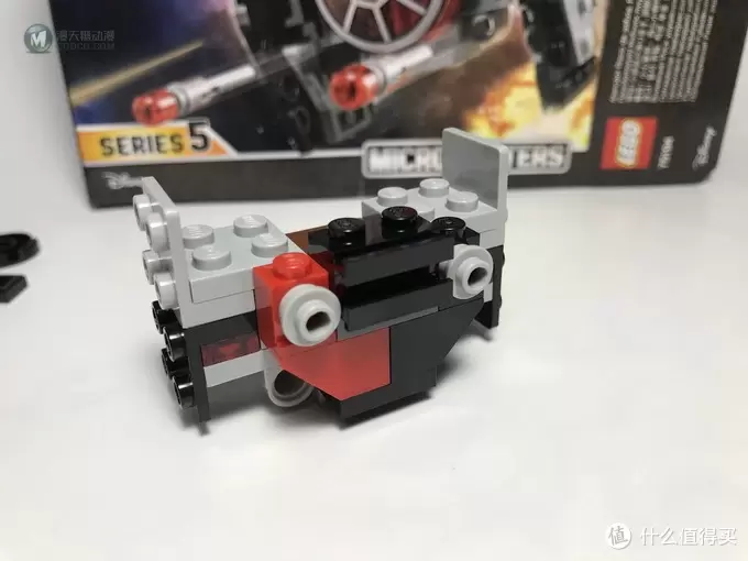 LEGO 乐高 迷你战队系列 75194 第一秩序TIE钛战机 LEGO 乐高 迷你战队系列 75194 第一秩序TIE钛战机