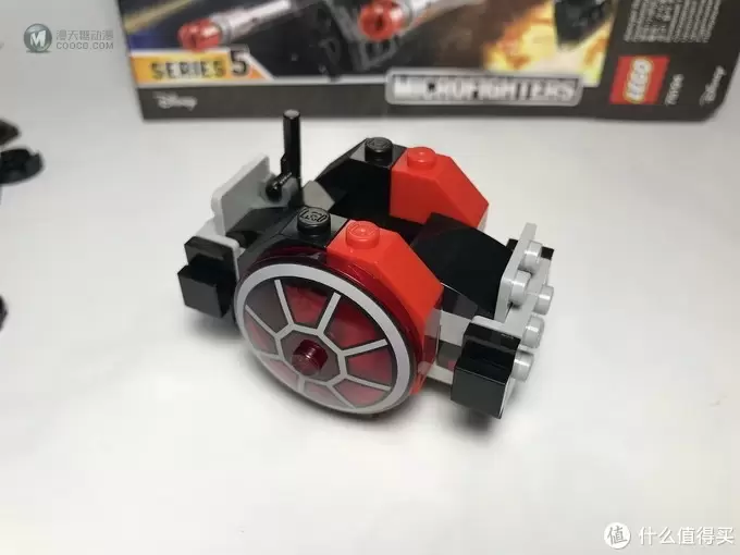 LEGO 乐高 迷你战队系列 75194 第一秩序TIE钛战机 LEGO 乐高 迷你战队系列 75194 第一秩序TIE钛战机