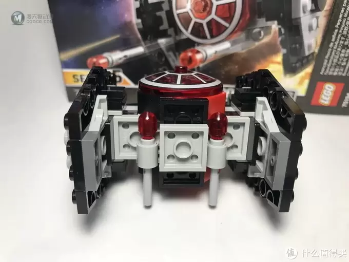 LEGO 乐高 迷你战队系列 75194 第一秩序TIE钛战机 LEGO 乐高 迷你战队系列 75194 第一秩序TIE钛战机