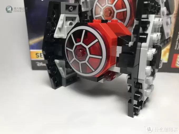 LEGO 乐高 迷你战队系列 75194 第一秩序TIE钛战机 LEGO 乐高 迷你战队系列 75194 第一秩序TIE钛战机