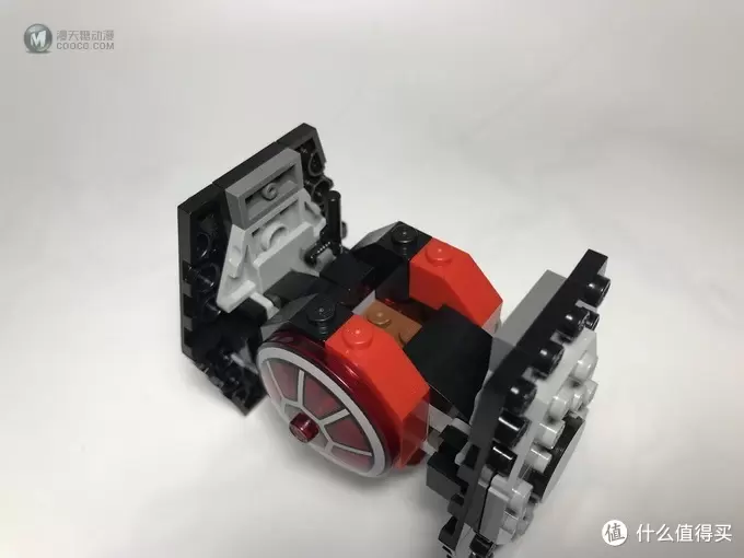 LEGO 乐高 迷你战队系列 75194 第一秩序TIE钛战机 LEGO 乐高 迷你战队系列 75194 第一秩序TIE钛战机