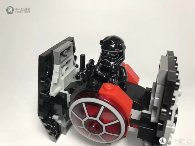 LEGO 乐高 迷你战队系列 75194 第一秩序TIE钛战机 LEGO 乐高 迷你战队系列 75194 第一秩序TIE钛战机