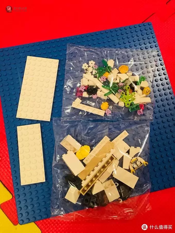 你见过一个新娘和两个新郎的婚礼吗?LEGO 乐高 40165 开箱 你见过一个新娘和两个新郎的婚礼吗?LEGO 乐高 40165 开箱
