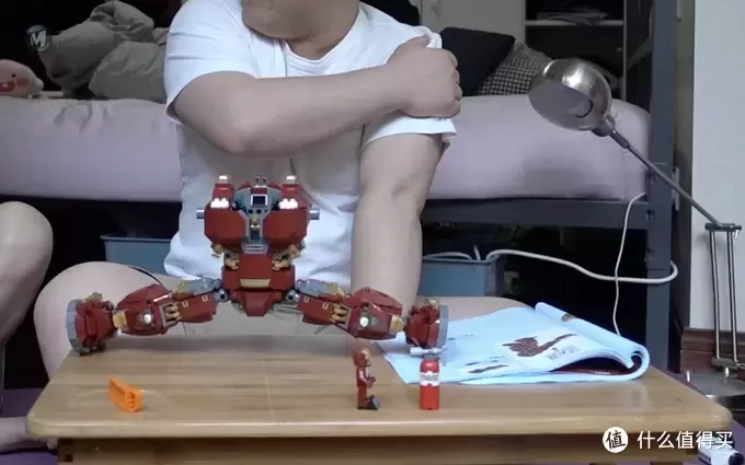 Lego 乐高 反浩克装甲 76105 视频评测,有1个小缺点和无数优点 Lego 乐高 反浩克装甲 76105 视频评测,有1个小缺点和无数优点