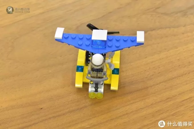 #全民分享季#三五十元也能玩乐高—LEGO 乐高 30359 警务飞机 拼砌包 开箱 #全民分享季#三五十元也能玩乐高—LEGO 乐高 30359 警务飞机 拼砌包 开箱