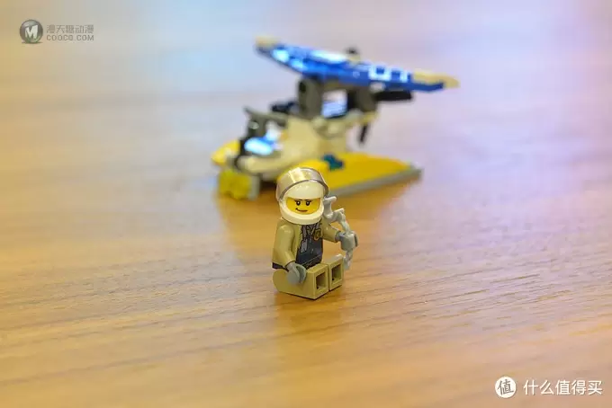#全民分享季#三五十元也能玩乐高—LEGO 乐高 30359 警务飞机 拼砌包 开箱 #全民分享季#三五十元也能玩乐高—LEGO 乐高 30359 警务飞机 拼砌包 开箱